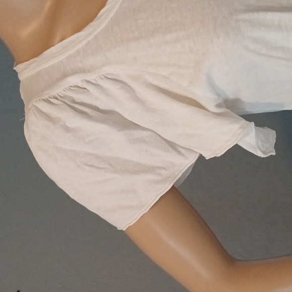 A.L.C. flutter sleeve scoop t-shirt white small - Picture 4 of 14